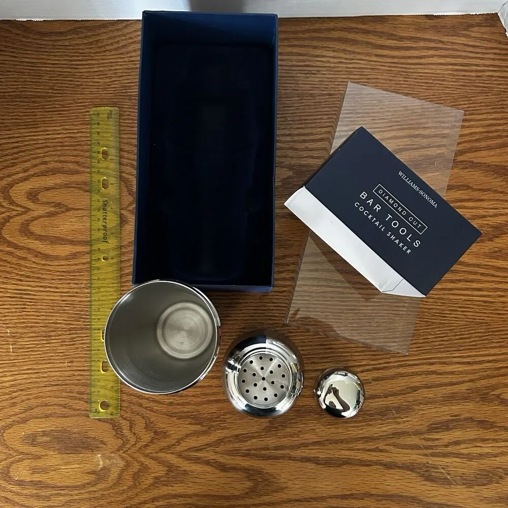 Williams Sonoma Diamond Cut Cocktail Shaker NOS